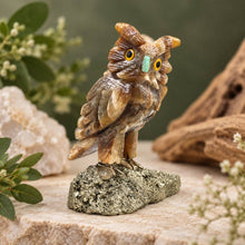 Load image into Gallery viewer, Calcite Owl On Base