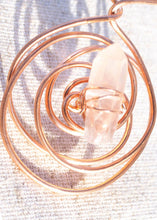 Load image into Gallery viewer, Juti Protective Necklace: Clear Quartz