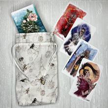 Load image into Gallery viewer, Bee Tarot Card Bag
