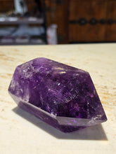 Load image into Gallery viewer, Amethyst Crystal Faceted Scepter Point
