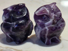 Load image into Gallery viewer, Crystal Mini Owls: Amethyst
