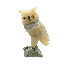 Load image into Gallery viewer, Calcite Owl On Base
