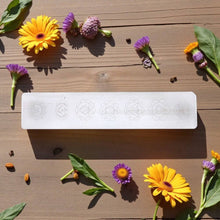 Load image into Gallery viewer, Selenite - 7 Chakra Bar
