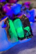 Load image into Gallery viewer, Volcano Agate Obelisk/Towers, UV Fluorescent: 75-99 Grams
