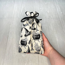 Load image into Gallery viewer, Witchy Halloween Tarot Card Bag
