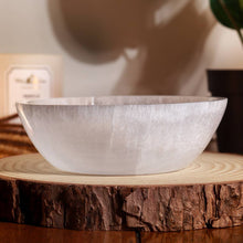Load image into Gallery viewer, Selenite Crystal Offering Bowl 5"
